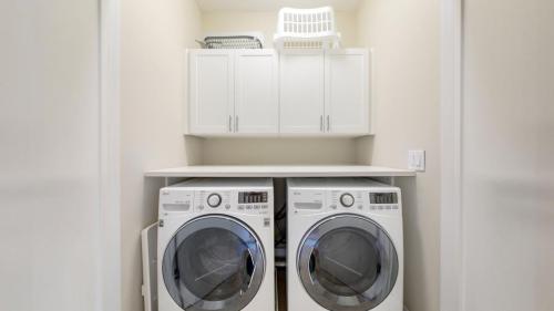 33-Laundry-740-S-Washington-St-Denver-CO-80209