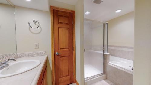67-Bathroom-4-7508-Walsh-Ct-Fort-Collins-CO-80525