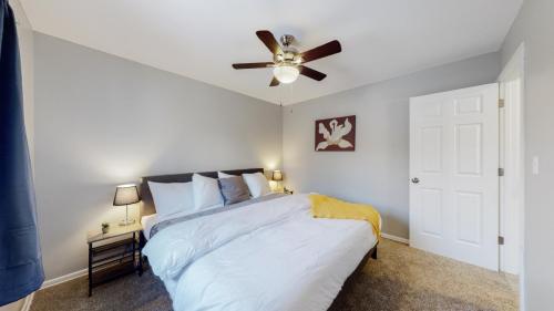 17-Bedroom-7850-Greenwood-Blvd-Denver-CO-80221