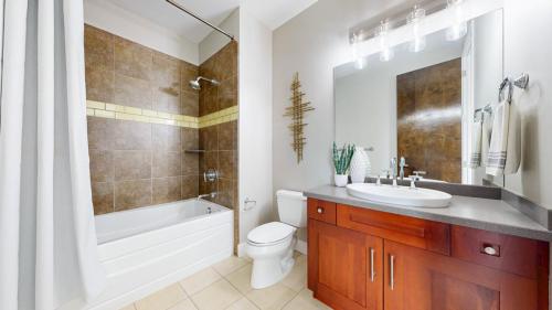 28-8041-E-29th-Avenue-Denver-CO-80238