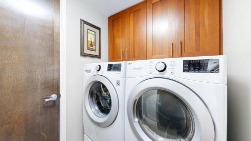 30-8041-E-29th-Avenue-Denver-CO-80238