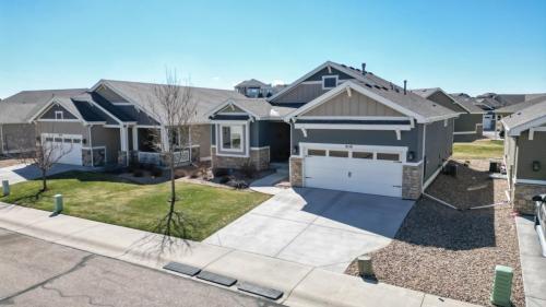 41-Front-yard-8110-River-Run-Dr-Greeley-Co-80634