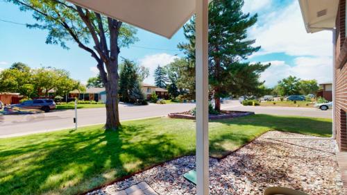 37-Front-yard-8188-Chase-Dr-Arvada-CO-80003