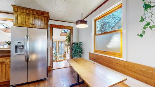 11-Dining-area-825-W-Mountain-Ave-Fort-Collins-CO-80521