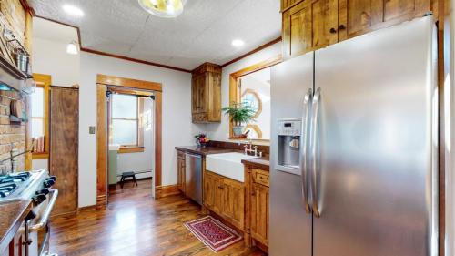 13-Kitchen-825-W-Mountain-Ave-Fort-Collins-CO-80521