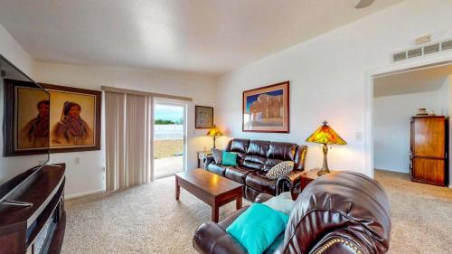 04-Living-room-863-Sunchase-Dr-Fort-Collins-CO-80524