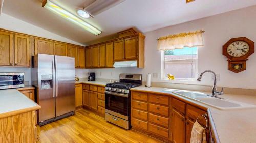 12-Kitchen-863-Sunchase-Dr-Fort-Collins-CO-80524