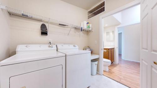 19-Laundry-866-Vitala-Dr-Fort-Collins-CO-80524