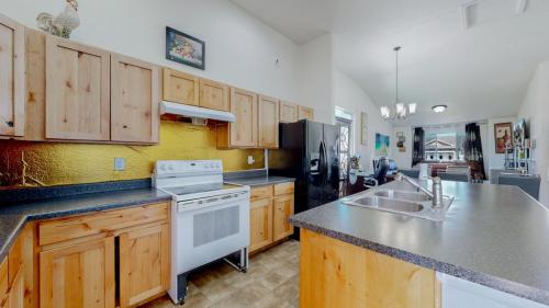 14-Kitchen-8838-16th-St-Rd-Greeley-CO-80634