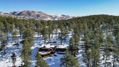32-Wide-view-921-Spruce-Mountain-Dr-Drake-80515