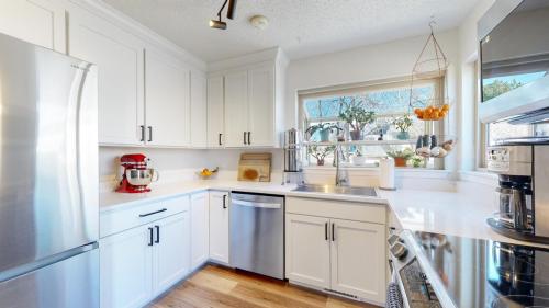 13-Kitchen1-9277-W-98th-Pl-Westminster-CO-80021