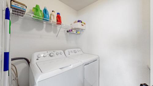 16-Laundry-945-Mount-Shavano-Ave-Severance-CO-80550