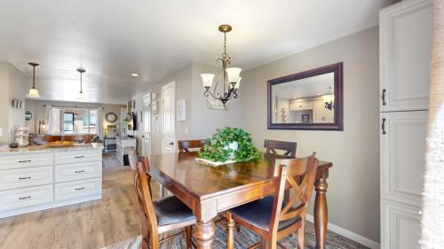 09-Dining-area-9840-W-Stanford-Ave-C-Littleton-CO-80123